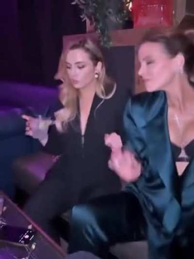 Kate Beckinsale &amp;amp; daughter Lily Sheen having fun in the club together