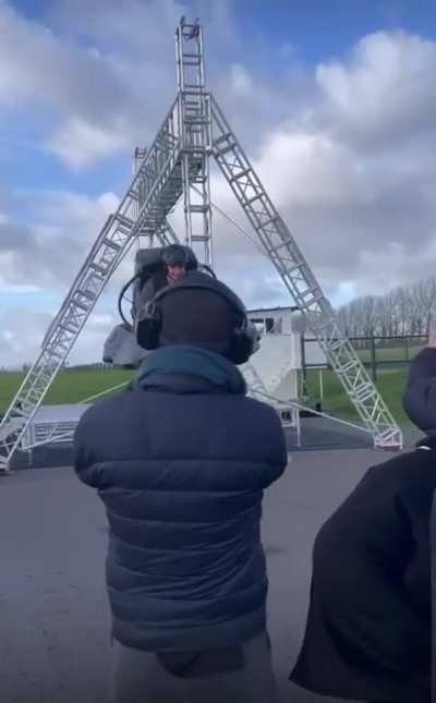The 360&deg; camera spin is executed flawlessly, not to mention the buttery-smooth subject tracking