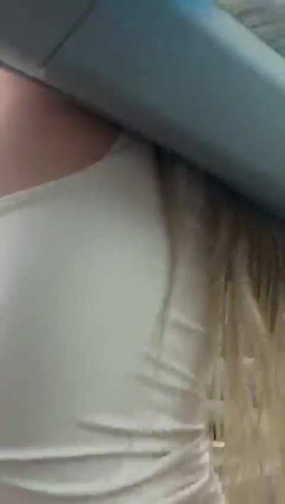 I could watch this bout for 45 minutes straight...