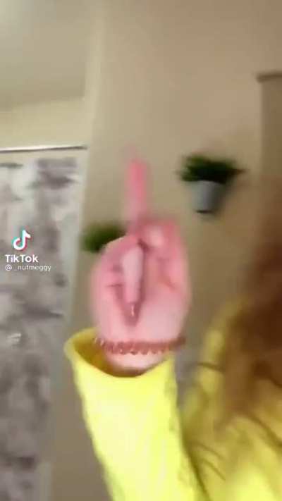 🤤