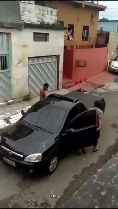 aqueles tapa que deixa marca na alma