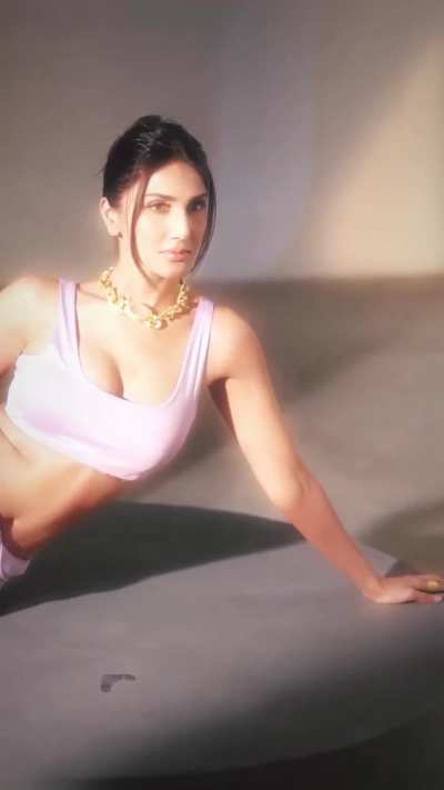 Vaani Kapoor 