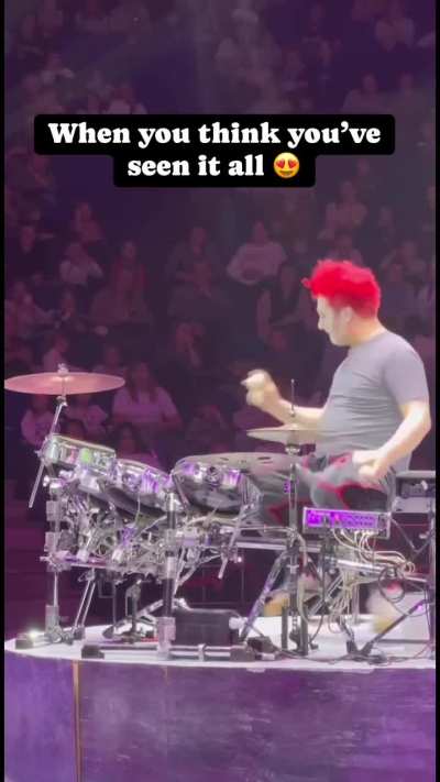 Creative way to play the drums