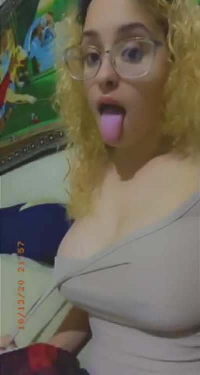 Cute face, big tits