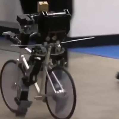 Awesome Bike Riding Robot