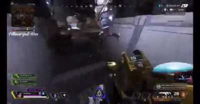 Imagine making the same play and being perfectly syncronized with a random enemy hahaha