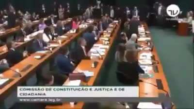 &eacute; u mito