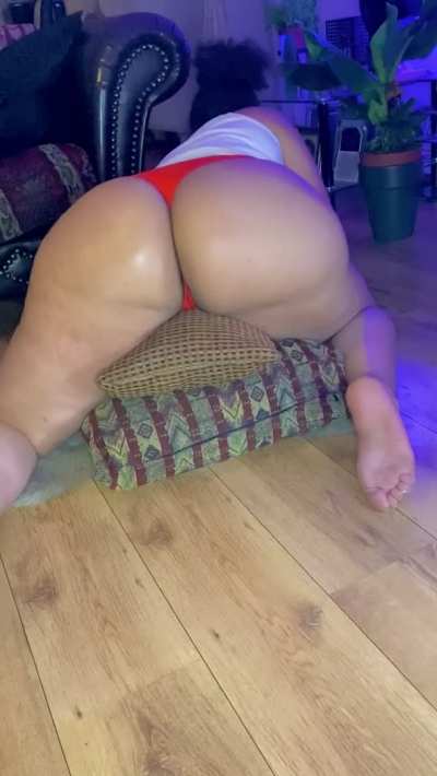 Big cheeks