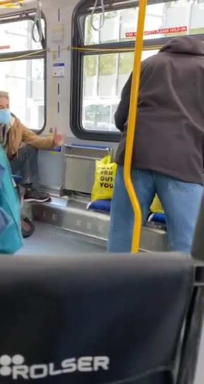 Vancouver man telling anti-masker to exit the bus