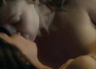 Vanessa Kirby &amp;amp; Katherine Waterston - Lesbian scene in 'The World To Come' [Brightened]