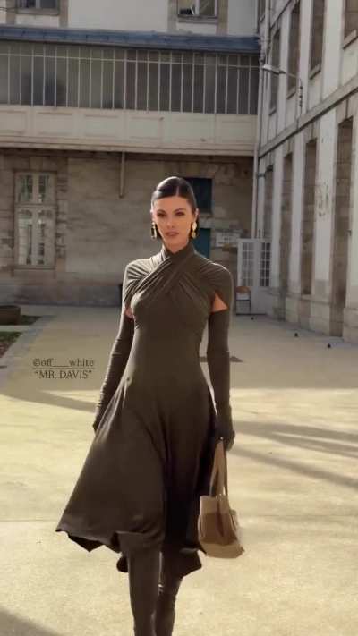 Off-White II - Paris Fashion Week 2026