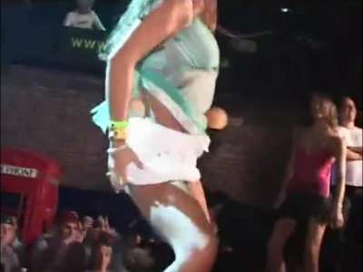 Girls Flashing