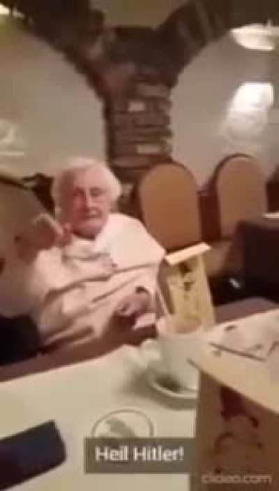 granny on thanks giving 🗿