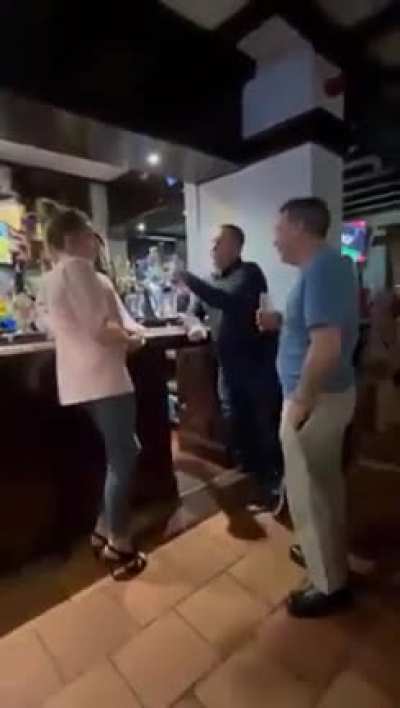 How to flirt with a girl at the bar