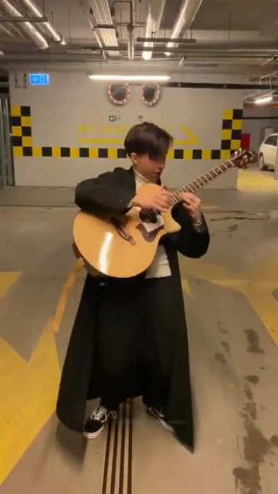 This kid's got some wicked guitar skills and shares his version of Kashmir - Led Zeppelin