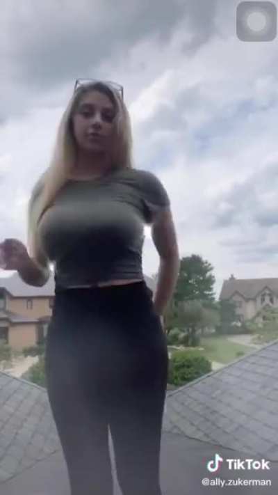 jiggly