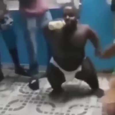 👶🏿