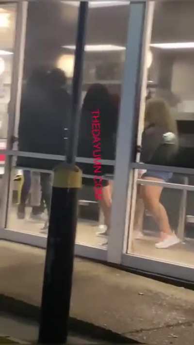 They should have put these ladies on the doors at Capitol Hill