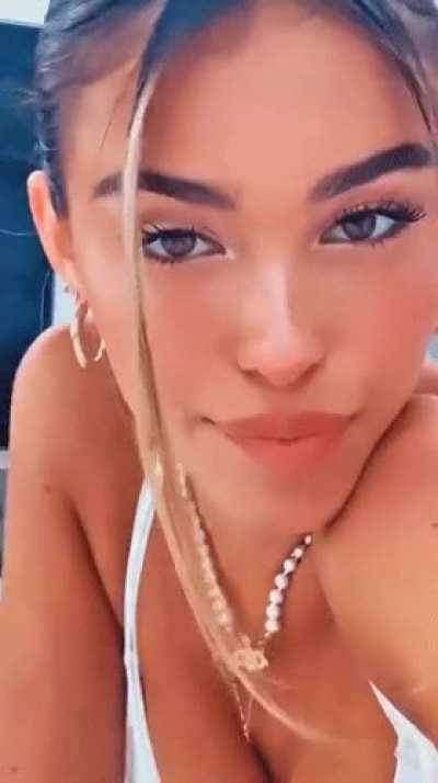 Seductive madi