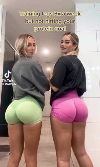 Plump Rumps 🍑