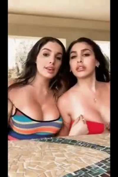 👀