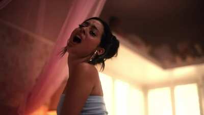 moaning in Euphoria