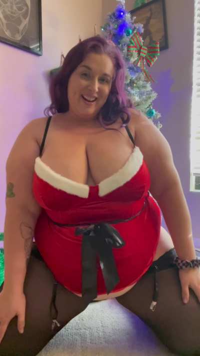 This Christmas I want to sit on your cock&hellip;or face, you decide 🫦