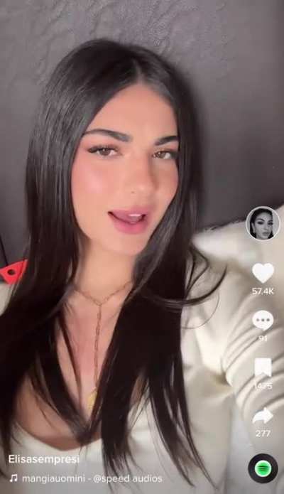 Elisa Maino e quella lingua👅 che chiama la sborra💦