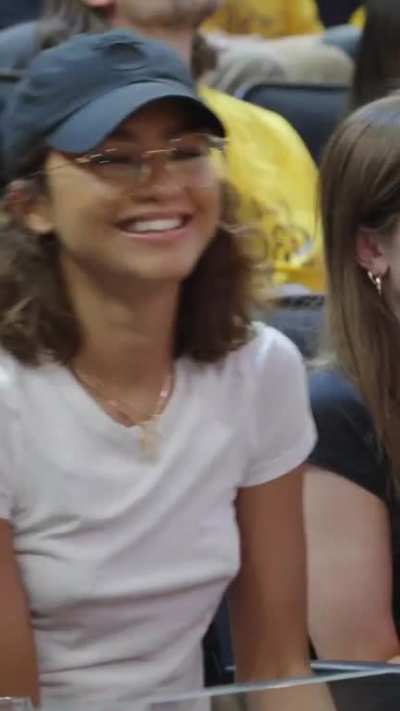 Zendaya at an NBA game