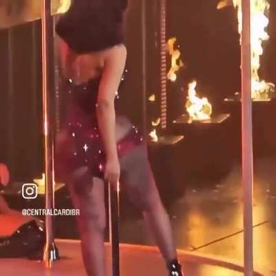 Cardi on timing 😮&zwj;💨😮&zwj;💨