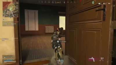 🐍 Apparently they&rsquo;ve added snakes to warzone