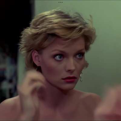 Michelle Pfeiffer - beautiful naked plot in Into the Night (1985)