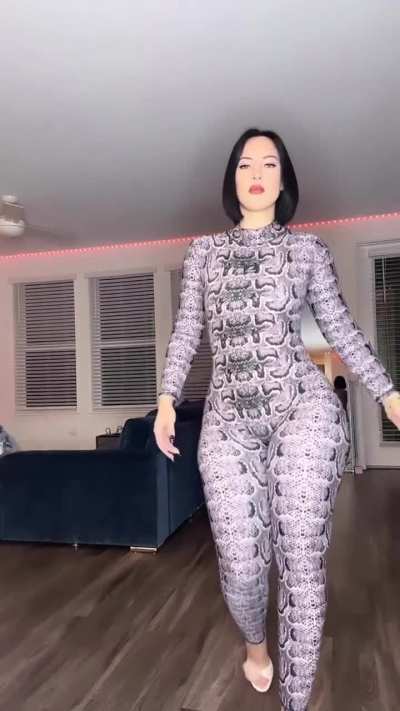 I love this vid of her
