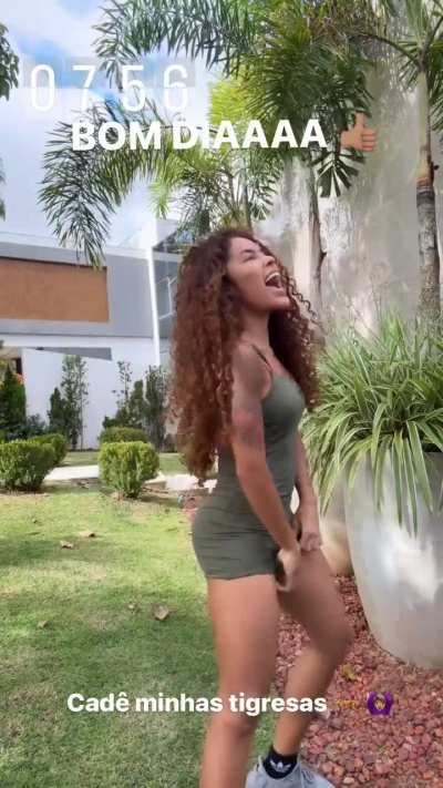 Essa gostosa t&aacute; postando pouco