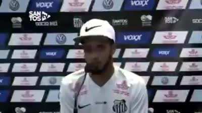 e o dia que o paulinho 762 (aquele mesmo do flamengo) se pronunciou sobre as "fofocas" de que ele se amarrava numa noitada na sua apresenta&ccedil;&atilde;o no santos