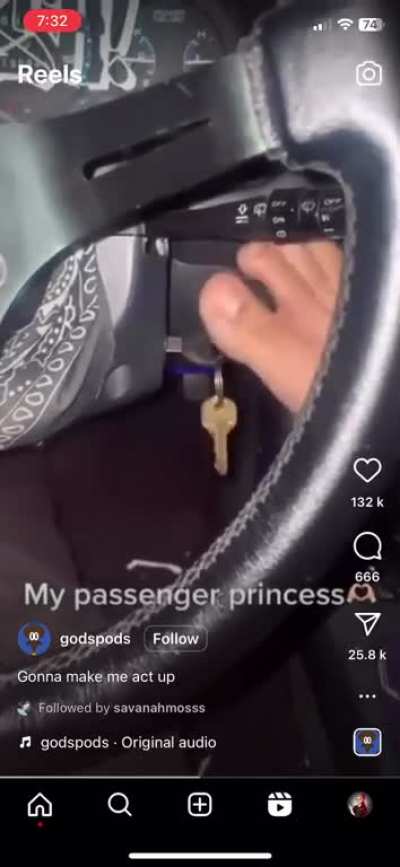 toe jam bent key cringe