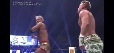Red Shoes thinks on his feet, avoids botching beautiful spot at Wrestle Kingdom