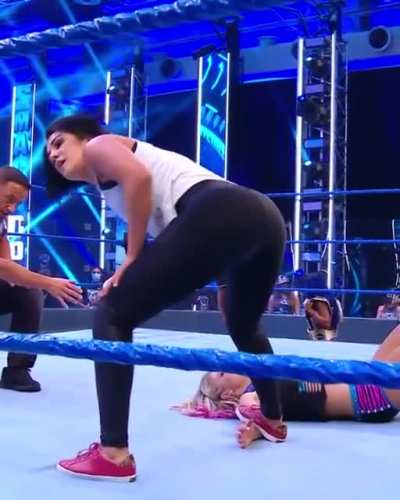 imagine if she started twerk<wbr>ing..<wbr>.🤤