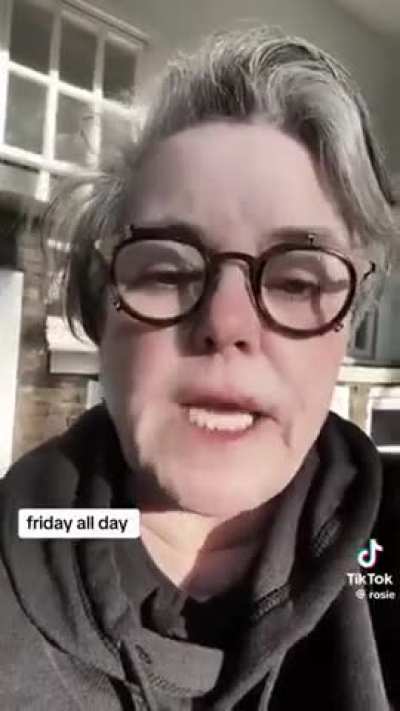 Rosie O'Donnell blames MAGA for her herpes