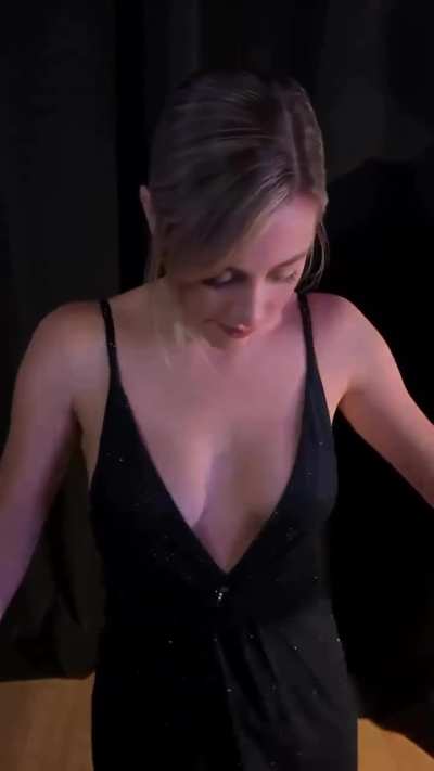 Lili Reinhart 