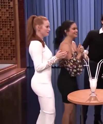 Madelaine petsch 