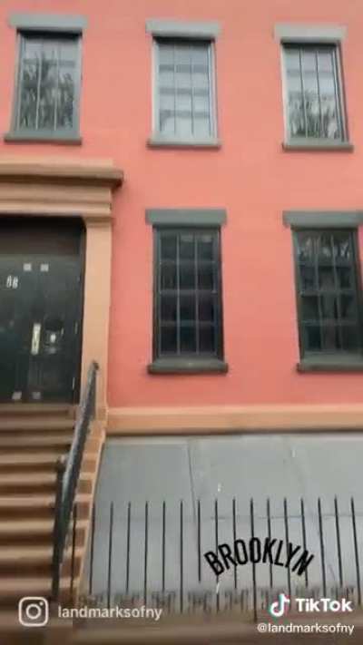 This NYC house is a massive subway vent