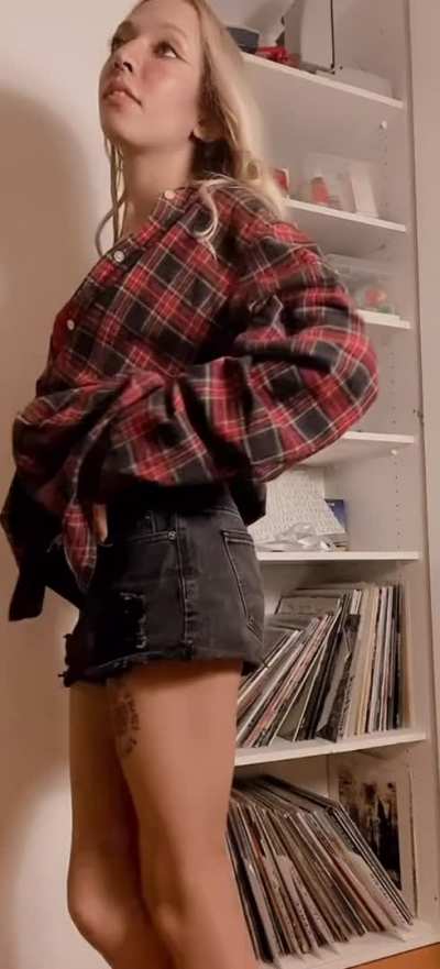 This is my first post here haha please don't go too hard on me...