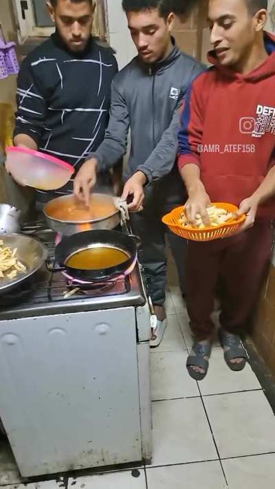 Just frying some potatoes