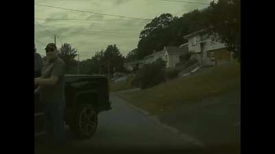 Excellent use of side came to catch license plate, I hope this guy goes tf to jail fast