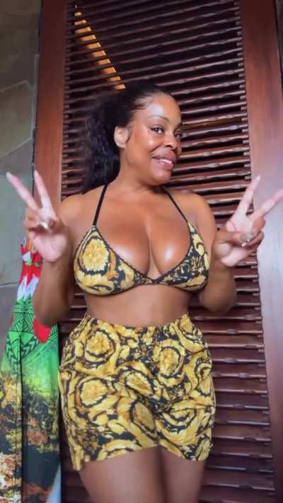 Niecy nash
