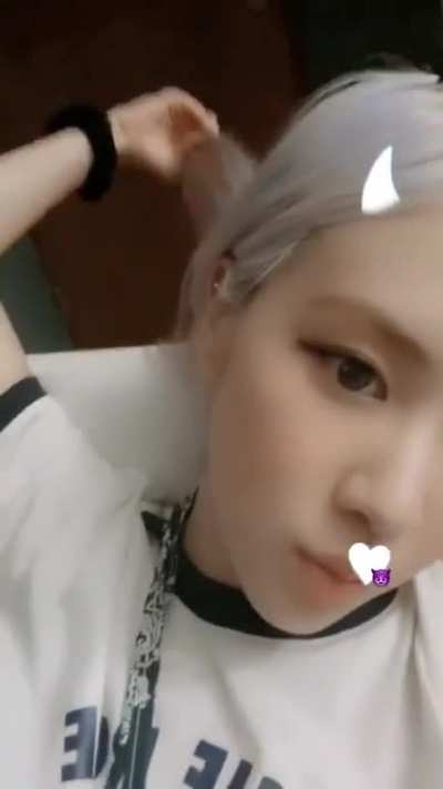 200729 Ros&eacute; IG Story Update