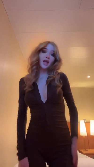 Mak in a Tight Outfit