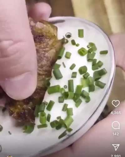 who else likes spicy food?
