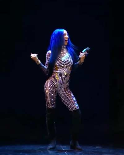 Sasha&rsquo;s Sexy Entrance &amp;amp; Outfits (1)